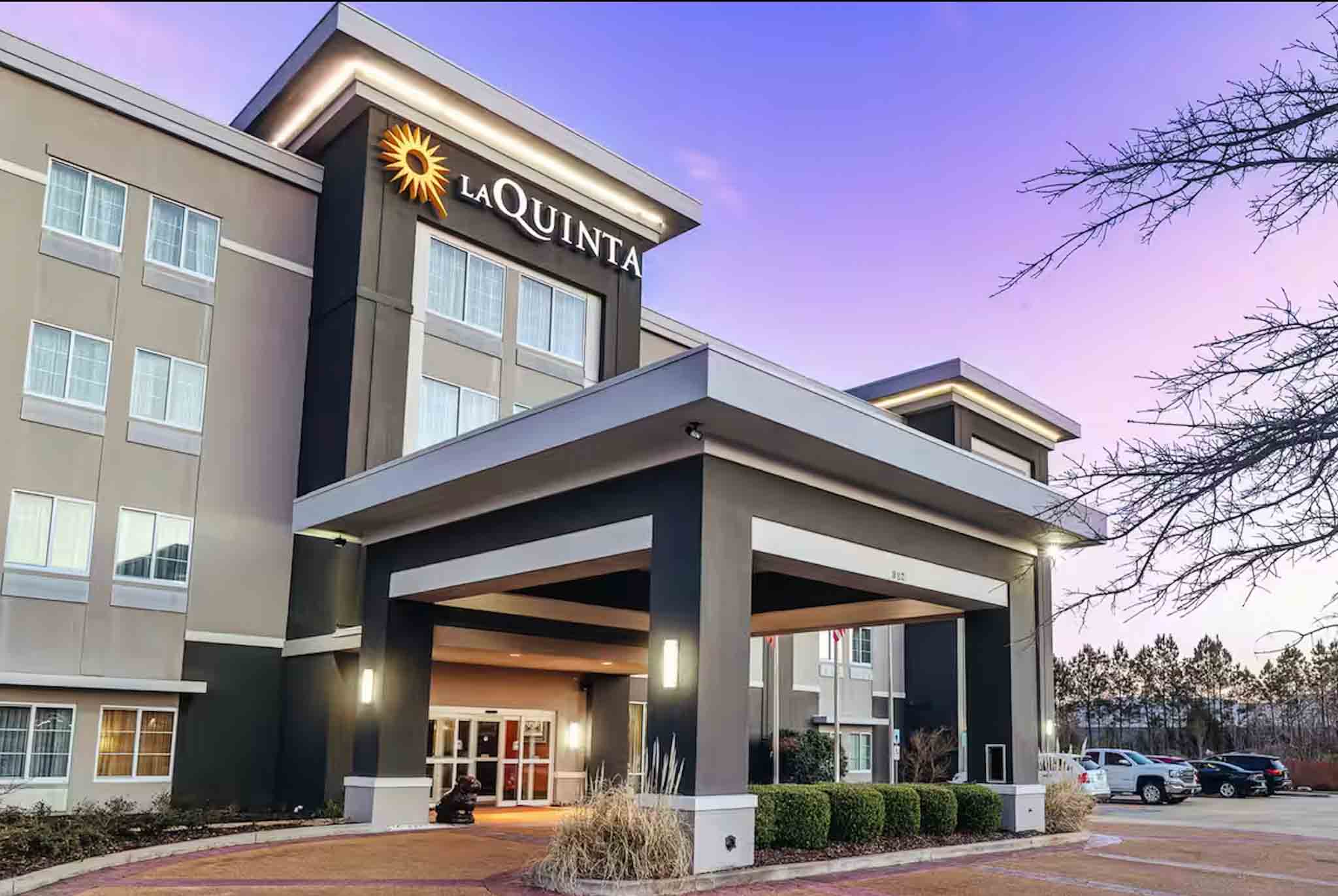 The La Quinta hotel in Starkville, MS